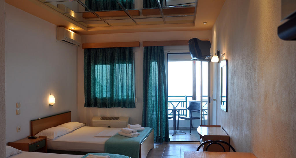 Big Blue Studios Kallithea  Habitación foto